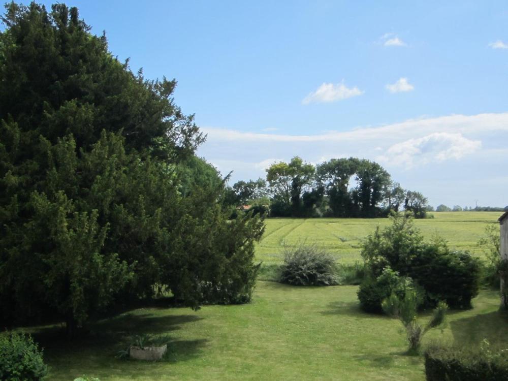 Bed and Breakfast Les Cagouilles à Virson Extérieur photo